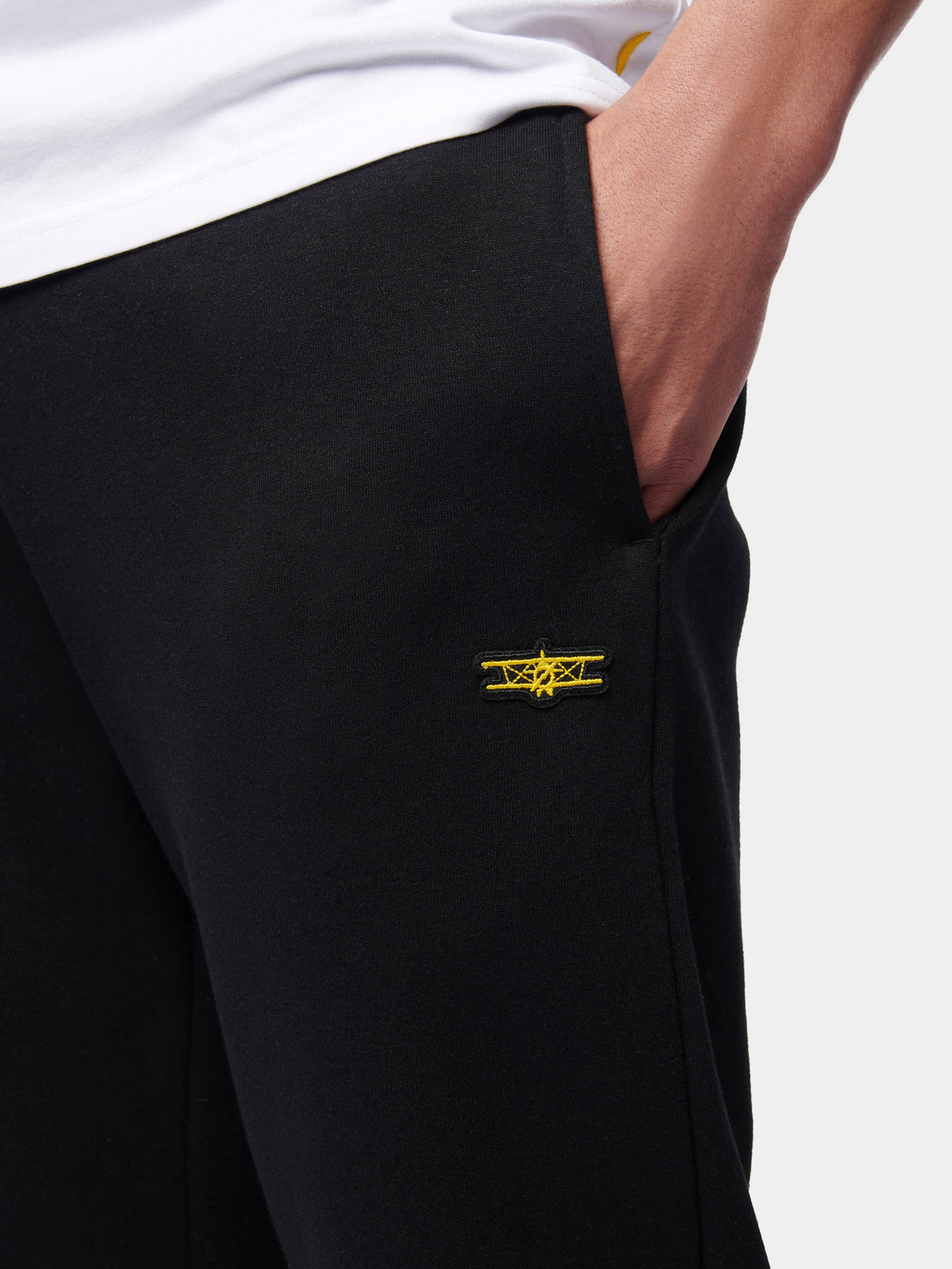 Flyers Mens Joggers Black